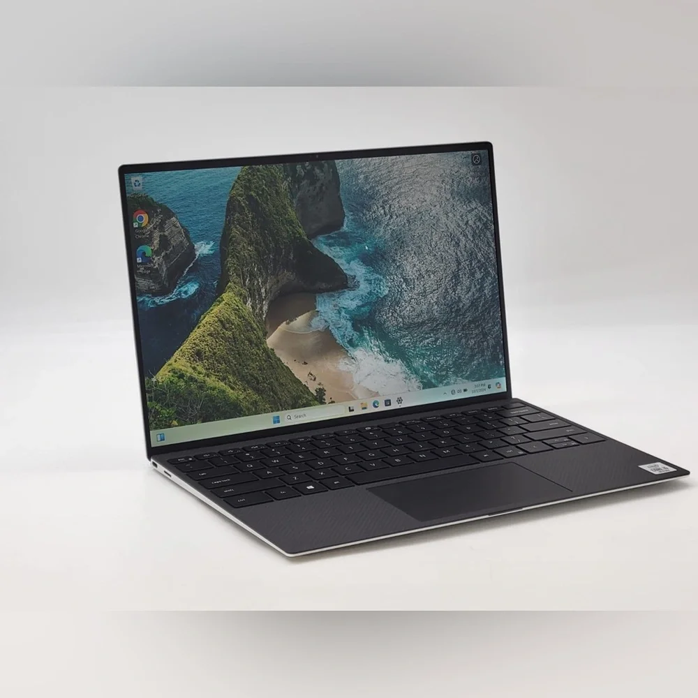 Dell XPS 9300 Laptop FHD, Intel Core i5-10th Gen, 256 GB NVme 8GB Ram Windows 11